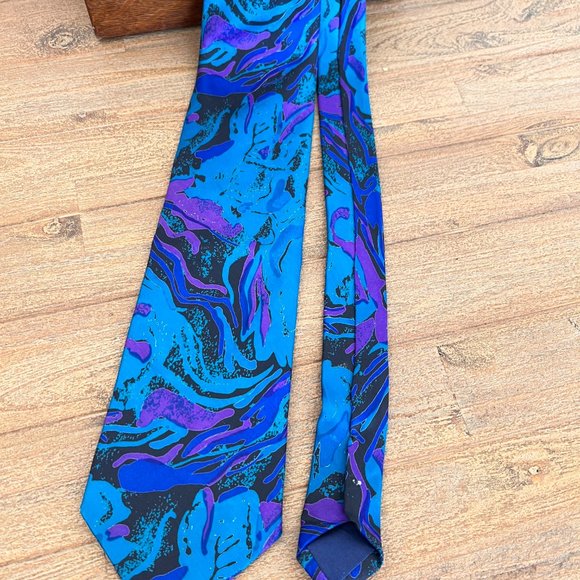 80's B Max Necktie - Silk - Blues & Purple - Picture 4 of 5